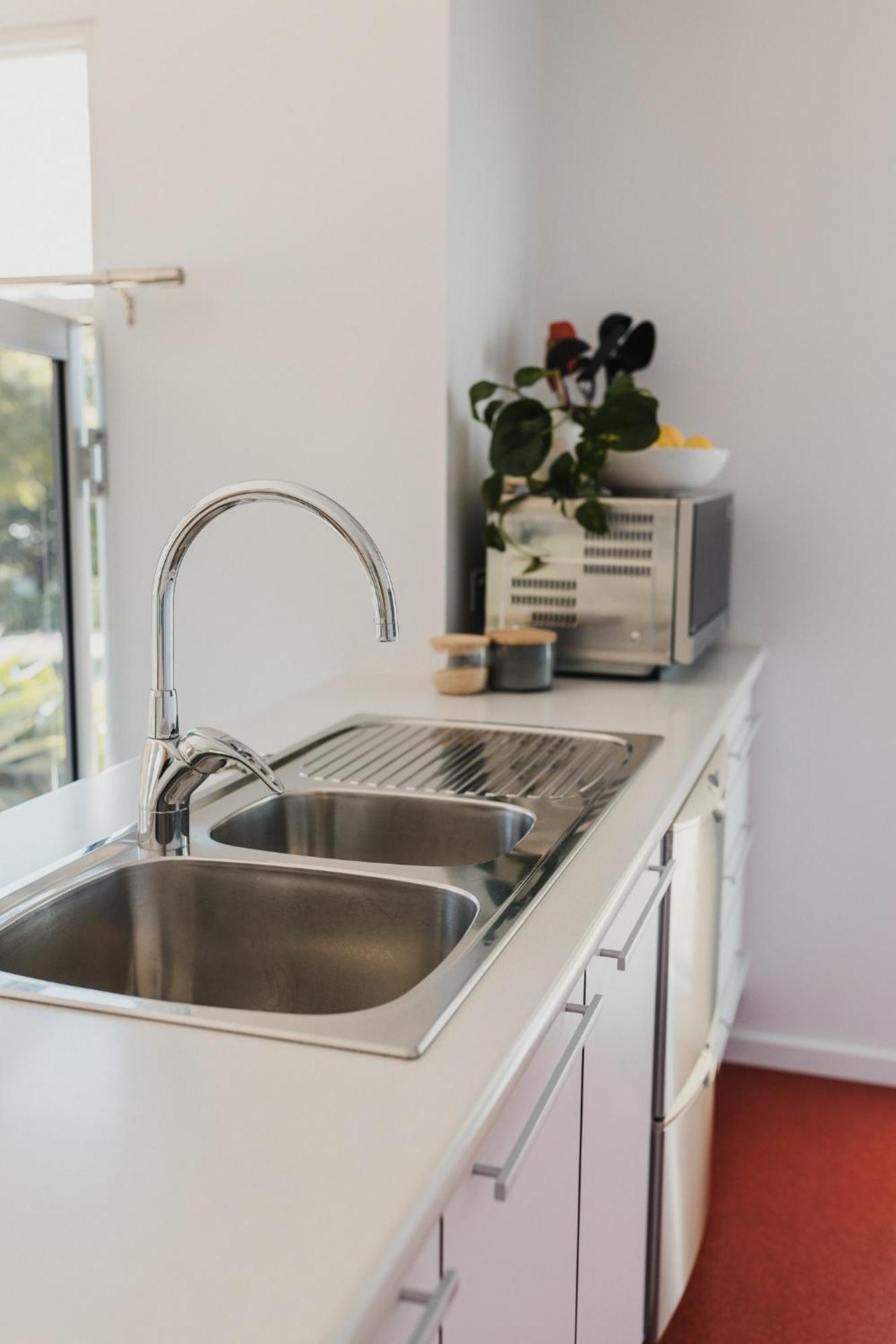 S T U D I O 22 Peaceful Retreat With Garden Views Apartment Порт Линкълн Екстериор снимка